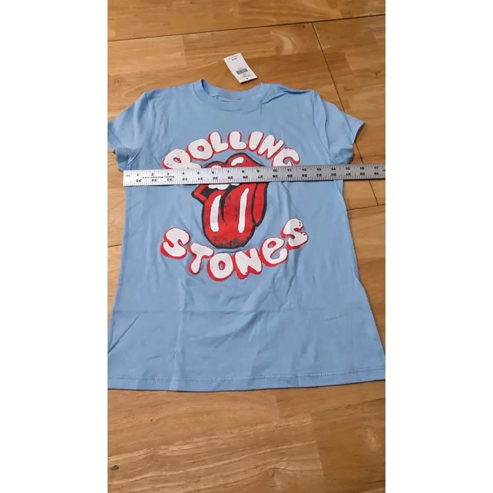 The Rolling Stones Kids Graphic T-Shirt Light Blue Tongue Logo Size S 6/7 NWT